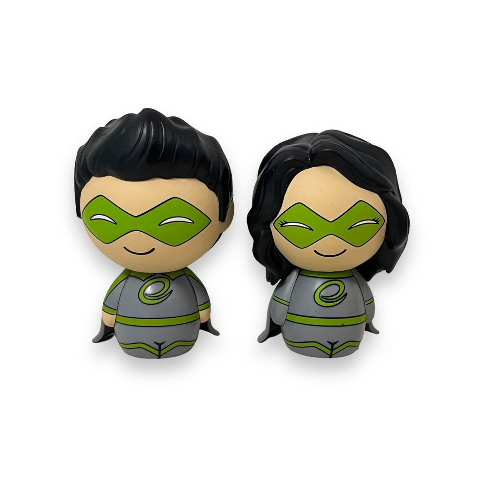 Emerald City Comic Con Exclusive ECCC 2016 Funko Dorbz Crusader and Crusaderette